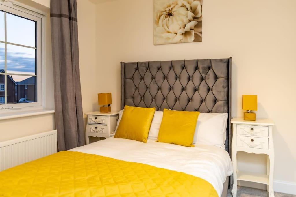 Cozy 3 Bed Sasha House In Beeston Nottingham Villa Exterior photo