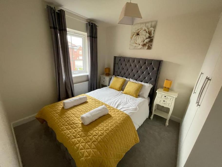 Cozy 3 Bed Sasha House In Beeston Nottingham Villa Exterior photo